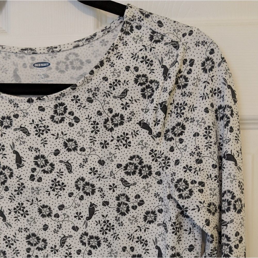 (Old Navy) Spring Bunny Long Sleeve Top XL